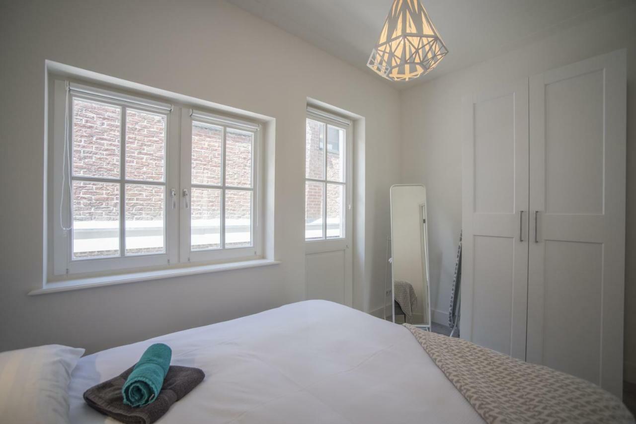 Luxury Upstairs & Downstairs Apartments 잔드보르트 외부 사진