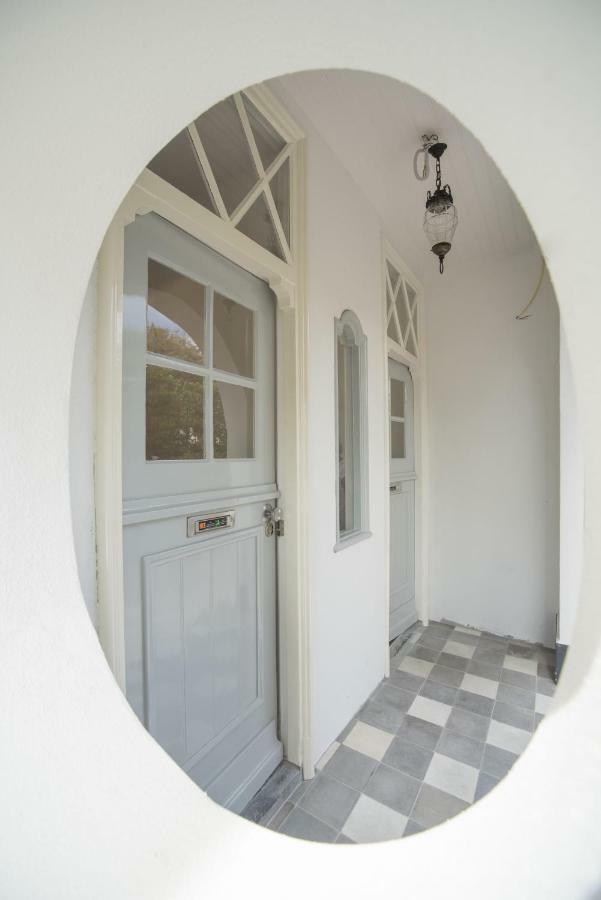 Luxury Upstairs & Downstairs Apartments 잔드보르트 외부 사진