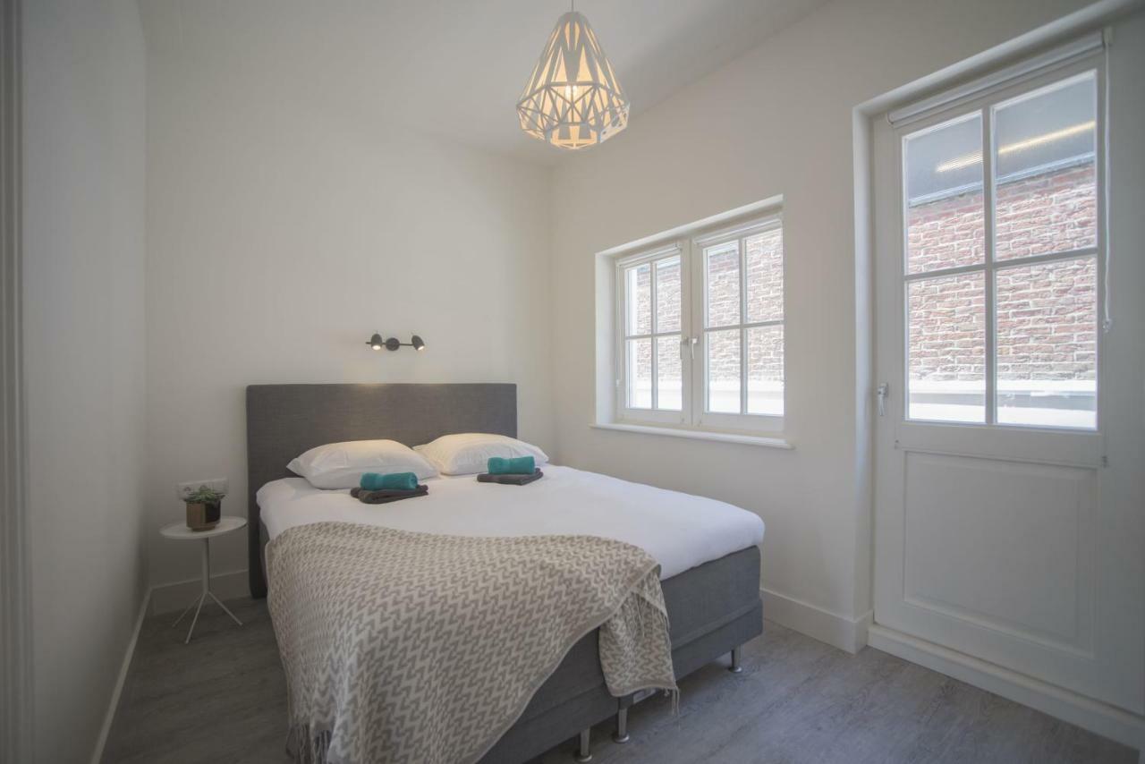 Luxury Upstairs & Downstairs Apartments 잔드보르트 외부 사진