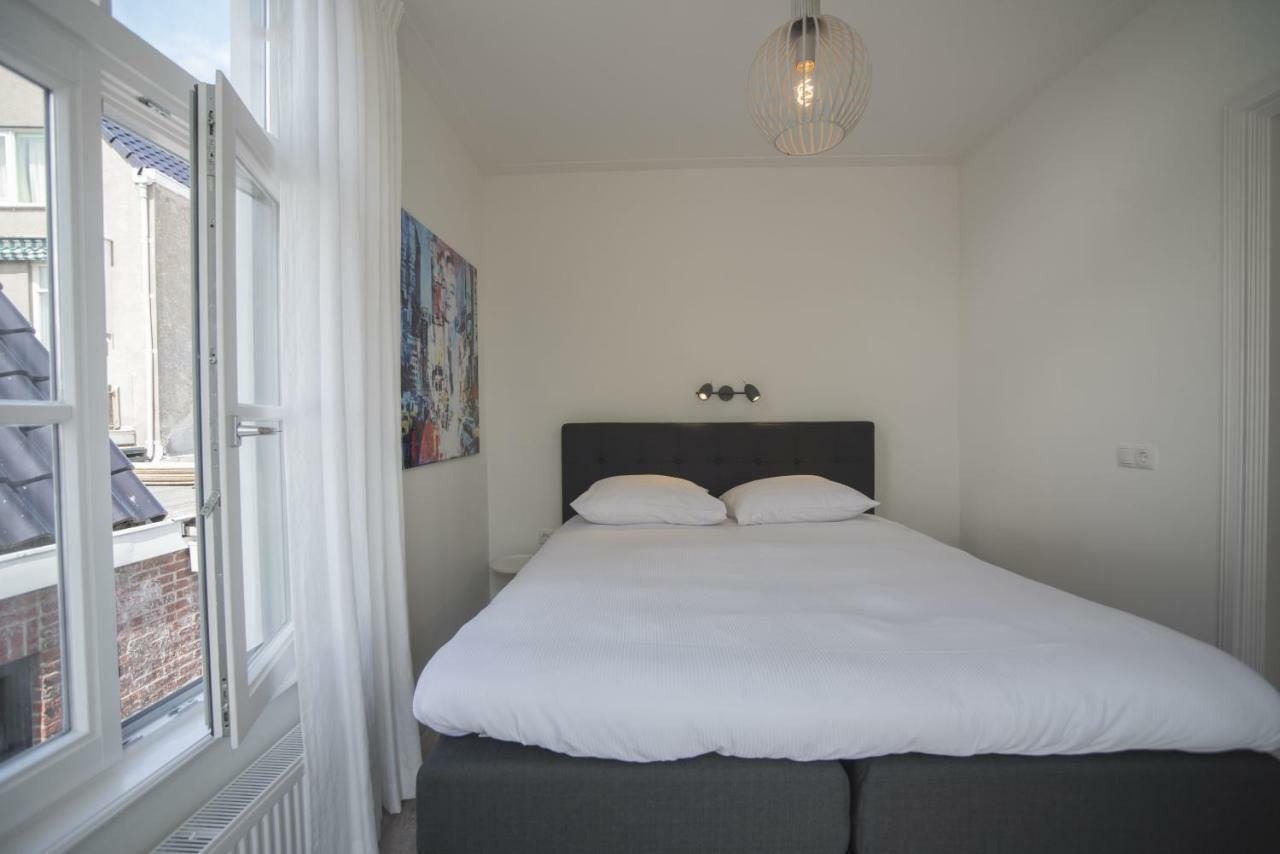 Luxury Upstairs & Downstairs Apartments 잔드보르트 외부 사진