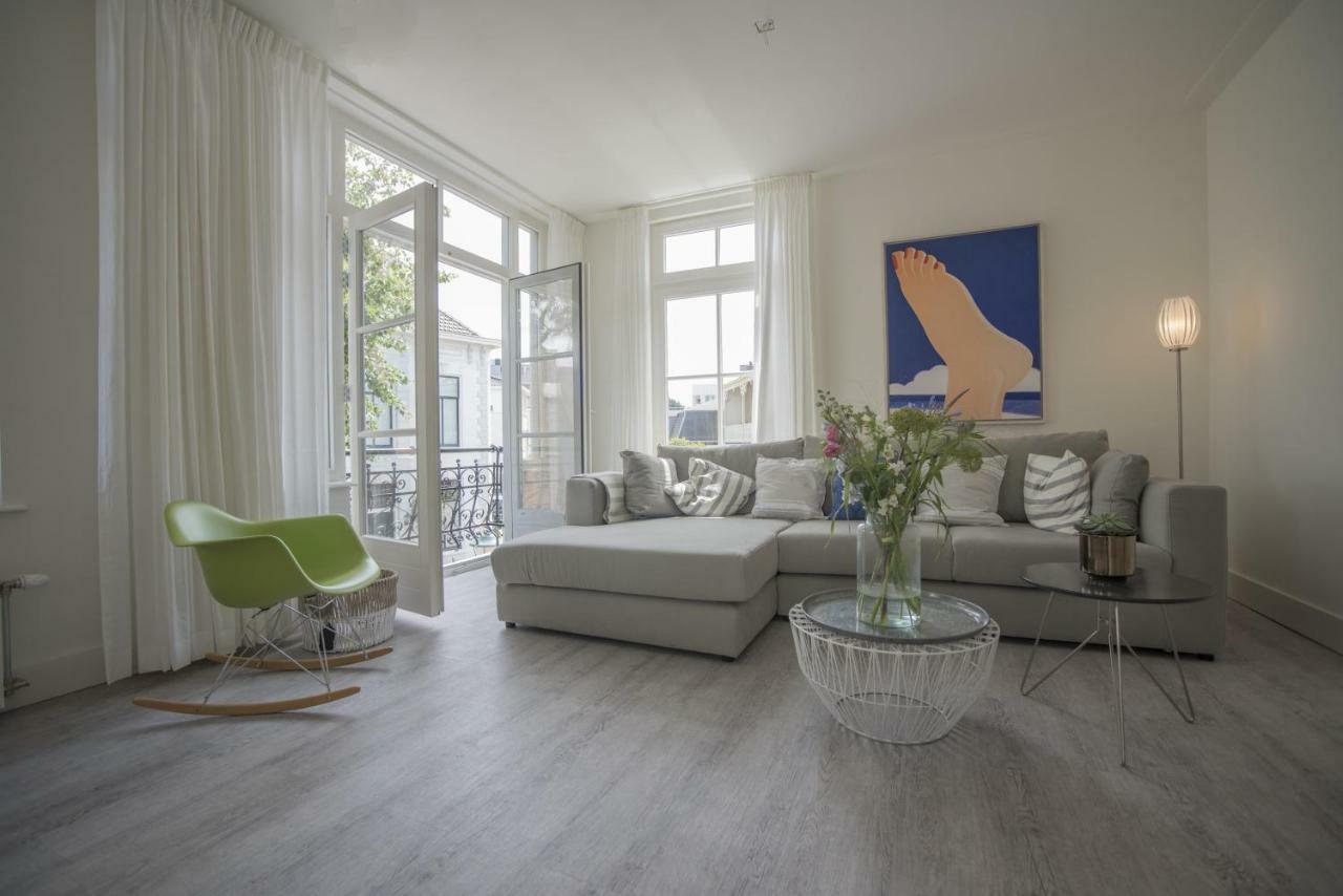 Luxury Upstairs & Downstairs Apartments 잔드보르트 외부 사진
